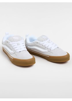 Vans Skórzane sneakersy &quot;Knu Skool&quot; w kolorze jasnoszarym ze sklepu Limango Polska w kategorii Buty sportowe damskie - zdjęcie 185566035