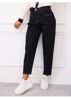 SPODNIE JEANSOWE MOM FIT Z CYRKONIAMI-  CIEMNY GRANAT ze sklepu olika.com.pl w kategorii Jeansy damskie - zdjęcie 185567028