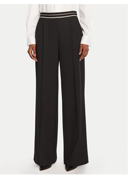 Lola Casademunt by Maite Spodnie materiałowe MF2514019 Czarny Straight Fit ze sklepu MODIVO w kategorii Spodnie damskie - zdjęcie 185570559