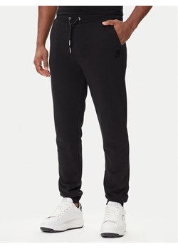 KARL LAGERFELD Spodnie dresowe 705752 500900 Czarny Regular Fit ze sklepu MODIVO w kategorii Spodnie męskie - zdjęcie 185575375