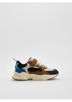 Reserved - Sportowe sneakersy - wielobarwny ze sklepu Reserved w kategorii Buty sportowe dziecięce - zdjęcie 185580348