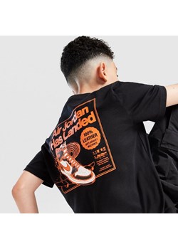 JORDAN T-SHIRT JDN LANDED TEE BLK B ze sklepu JD Sports  w kategorii T-shirty chłopięce - zdjęcie 185584679