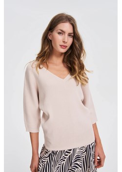 Sweter z rękawami 3/4 beżowy ze sklepu Moodo.pl w kategorii Swetry damskie - zdjęcie 185584987