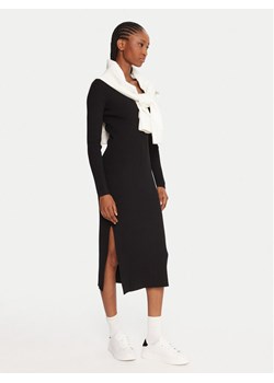 Lacoste Sukienka dzianinowa EF4175 Czarny Slim Fit ze sklepu MODIVO w kategorii Sukienki - zdjęcie 185606136