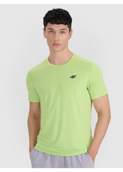 Męska koszulka treningowa 4F 4FWAW25TFTSM1521 - zielona ze sklepu Sportstylestory.com w kategorii T-shirty męskie - zdjęcie 185625549