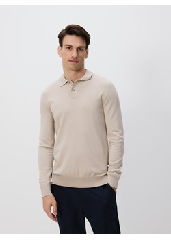 Reserved - Wiskozowy sweter polo - beżowy ze sklepu Reserved w kategorii Swetry męskie - zdjęcie 185641905