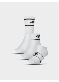 Skarpetki casual uniseks (3-pack) 4F 4FWMM00USOCU377 - białe ze sklepu Sportstylestory.com w kategorii Skarpetki dziecięce - zdjęcie 185650175