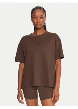 Reebok T-Shirt RK25315CCW Brązowy Regular Fit ze sklepu MODIVO w kategorii Bluzki damskie - zdjęcie 185659385