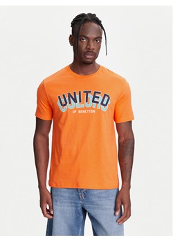 United Colors Of Benetton T-Shirt 3I1XU1096 Pomarańczowy Regular Fit ze sklepu MODIVO w kategorii T-shirty męskie - zdjęcie 185665749