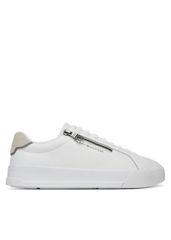Tommy Hilfiger Sneakersy Th Court Zip FM0FM05730 Biały ze sklepu MODIVO w kategorii Buty sportowe męskie - zdjęcie 185679279