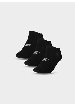 Damskie skarpetki przed kostkę (3-pack) 4F 4FWMM00USOCF376 - czarne ze sklepu Sportstylestory.com w kategorii Skarpetki damskie - zdjęcie 185694156