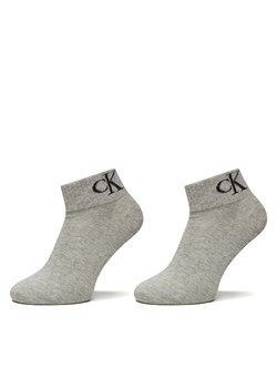 Zestaw 2 par wysokich skarpet damskich Calvin Klein Jeans 701228813 Szary ze sklepu eobuwie.pl w kategorii Skarpetki damskie - zdjęcie 185697257