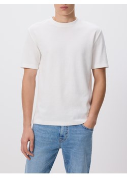Reserved - Strukturalny t-shirt comfort fit - złamana biel ze sklepu Reserved w kategorii T-shirty męskie - zdjęcie 185699885