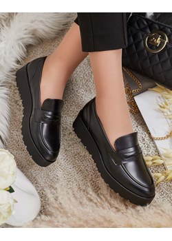 Royalfashion Mokasyny damskie na niskim koturnie Coutun ze sklepu royalfashion.pl w kategorii Mokasyny damskie - zdjęcie 185707326