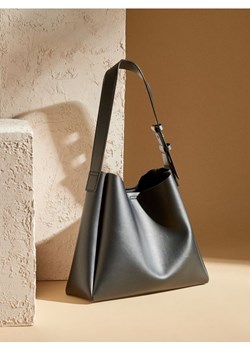 Sinsay - Torebka na ramię z imitacji skóry - czarny ze sklepu Sinsay w kategorii Torby Shopper bag - zdjęcie 185708457