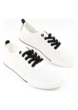 Viagiulia Sneakersy w kolorze białym ze sklepu Limango Polska w kategorii Trampki damskie - zdjęcie 185713629