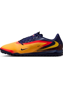 Buty piłkarskie na nawierzchnię typu turf Nike Phantom 6 Low Academy „Erling Haaland” - Pomarańczowy ze sklepu Nike poland w kategorii Buty sportowe męskie - zdjęcie 185716017