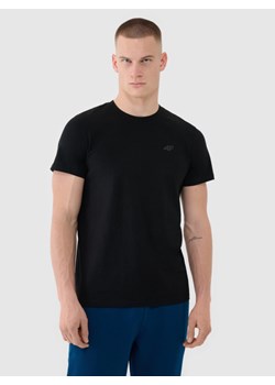 Męski t-shirt basic 4F 4FWMM00TTSHM2657 - czarny ze sklepu Sportstylestory.com w kategorii T-shirty męskie - zdjęcie 185716268