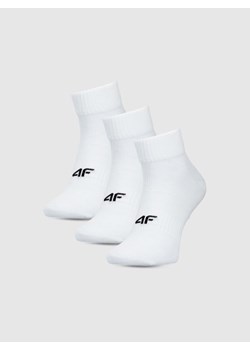 Męskie skarpetki basic (3-pak) 4F 4FWMM00USOCM440 - białe ze sklepu Sportstylestory.com w kategorii Skarpetki męskie - zdjęcie 185716397