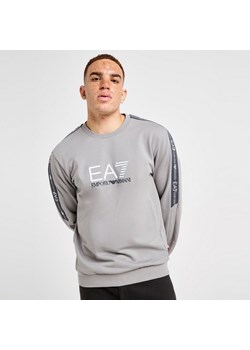 EMPORIO ARMANI 7 BLUZA TAPE LL CREW SHARKSKIN ze sklepu JD Sports  w kategorii Bluzy męskie - zdjęcie 185724667