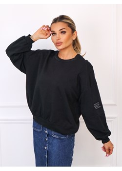 BLUZA OVERSIZE Z NASZYWKĄ- CZARNA ze sklepu olika.com.pl w kategorii Bluzy damskie - zdjęcie 185735578