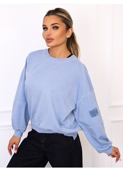 BLUZA OVERSIZE Z NASZYWKĄ- NIEBIESKA ze sklepu olika.com.pl w kategorii Bluzy damskie - zdjęcie 185735607
