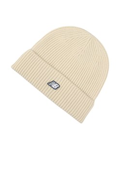 Czapka dla każdego New Balance LAH53008PEF - beżowa ze sklepu streetstyle24.pl w kategorii Czapki zimowe męskie - zdjęcie 185739849