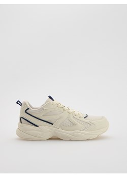 Reserved - Masywne sneakersy na szerokiej podeszwie - biały ze sklepu Reserved w kategorii Buty sportowe damskie - zdjęcie 185750885