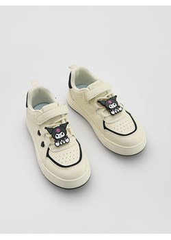 Reserved - Sneakersy Kuromi - biały ze sklepu Reserved w kategorii Buty sportowe dziecięce - zdjęcie 185751389