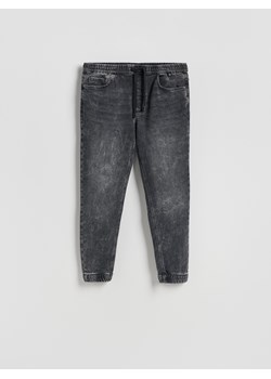 Reserved - Jeansy jogger fit - szary ze sklepu Reserved w kategorii Spodnie męskie - zdjęcie 185752448