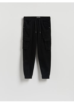 Reserved - Jeansy cargo jogger - czarny - id: WM864-99J - marki Reserved - 185752456 Reserved - Jeansy cargo jogger - czarny ze sklepu Reserved w kategorii Spodnie męskie - zdjęcie 185752456