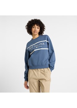 Bluza damska New Balance WT51923VTI – niebieska ze sklepu New Balance Poland w kategorii Bluzy damskie - zdjęcie 185752638