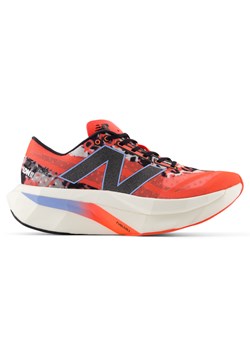 Buty damskie New Balance FuelCell SC Elite V4 WRCELLM4 – pomarańczowe ze sklepu New Balance Poland w kategorii Buty sportowe damskie - zdjęcie 185752676