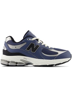 Buty dziecięce New Balance GC2002PQ – granatowe ze sklepu New Balance Poland w kategorii Buty sportowe dziecięce - zdjęcie 185753046