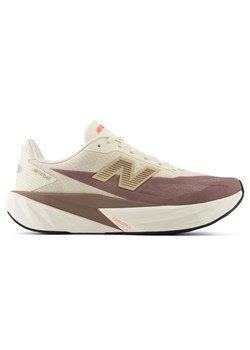 Buty męskie New Balance FuelCell Rebel v5 MFCXLY5 – beżowe ze sklepu New Balance Poland w kategorii Buty sportowe męskie - zdjęcie 185753326