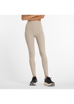 Legginsy damskie New Balance WP53152ADS – beżowe ze sklepu New Balance Poland w kategorii Spodnie damskie - zdjęcie 185753909