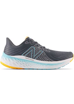 Buty męskie New Balance Fresh Foam Vongo v5 MVNGOCD5 – szare ze sklepu New Balance Poland w kategorii Buty sportowe męskie - zdjęcie 185754029