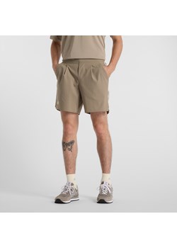 Spodenki męskie New Balance MS41401ADS – beżowe ze sklepu New Balance Poland w kategorii Spodenki męskie - zdjęcie 185754115