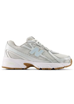 Buty dziecięce New Balance GR740AA – srebrne ze sklepu New Balance Poland w kategorii Buty sportowe dziecięce - zdjęcie 185754299