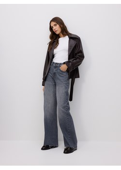 Reserved - Jeansy wide leg z przeszyciami - szary - id: 616GT-90J - marki Reserved - 185755356 Reserved - Jeansy wide leg z przeszyciami - szary ze sklepu Reserved w kategorii Jeansy damskie - zdjęcie 185755356