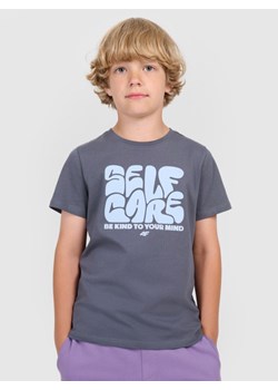 Chłopięcy t-shirt z nadrukiem 4F 4FJRAW25TTSHM3205 - szary ze sklepu Sportstylestory.com w kategorii T-shirty chłopięce - zdjęcie 185755898