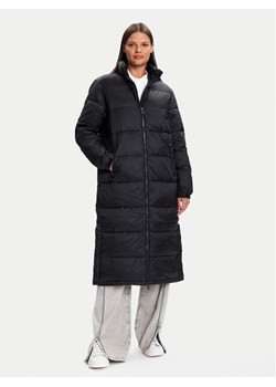 Tommy Jeans Płaszcz zimowy DW0DW21614 Czarny Regular Fit ze sklepu MODIVO w kategorii Płaszcze damskie - zdjęcie 185761125