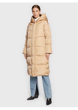Add Płaszcz zimowy 6AW008 Beżowy Regular Fit ze sklepu MODIVO w kategorii Płaszcze damskie - zdjęcie 185761385