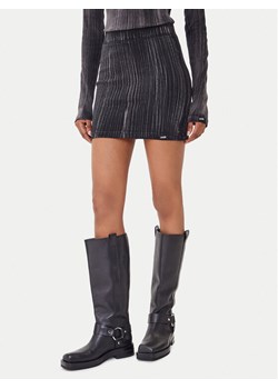 Guess Jeans Spódnica mini W5BD1H KCTT1 Szary Slim Fit ze sklepu MODIVO w kategorii Spódnice - zdjęcie 185761778