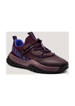 Versace Jeans Couture Sneakersy FONDO HYBER DIS. SN2 ze sklepu Gomez Fashion Store w kategorii Buty sportowe męskie - zdjęcie 185770827