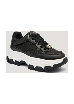 Guess Sneakersy BERRETT2 ze sklepu Gomez Fashion Store w kategorii Buty sportowe damskie - zdjęcie 185770999