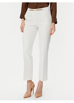 Marciano Guess Spodnie materiałowe 5GGB17 7311A Biały Regular Fit ze sklepu MODIVO w kategorii Spodnie damskie - zdjęcie 185776618
