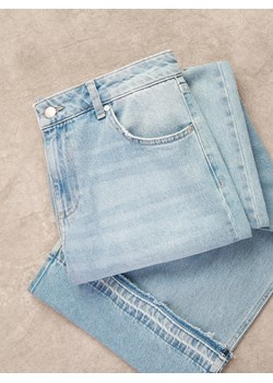Reserved - Jeansy wide leg z podwiniętą nogawką - niebieski ze sklepu Reserved w kategorii Jeansy damskie - zdjęcie 185778478
