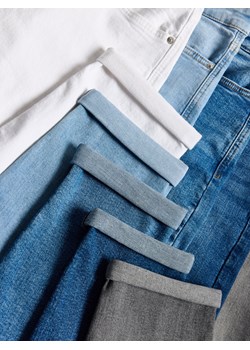 Reserved - Jeansy boyfriend slim - niebieski - id: YT200-55J - marki Reserved - 185781087 Reserved - Jeansy boyfriend slim - niebieski ze sklepu Reserved w kategorii Jeansy damskie - zdjęcie 185781087