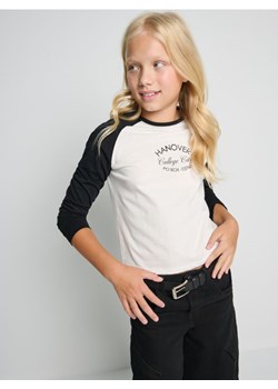 Sinsay - Bawełniana bluzka z kontrastową lamówką - kremowy - id: 996ET-01X - marki Sinsay - 185787539 Sinsay - Bawełniana bluzka z kontrastową lamówką - kremowy ze sklepu Sinsay w kategorii Bluzki dziewczęce - zdjęcie 185787539